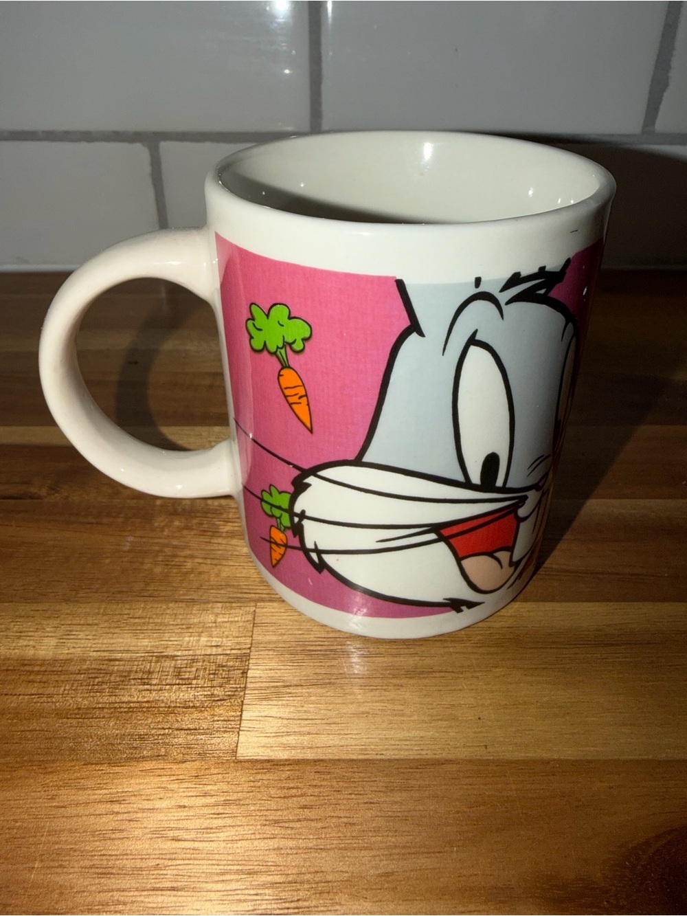 Vintage 1999 LOONEY TUNES Bugs Bunny Pink Cartoon Ceramic Mug